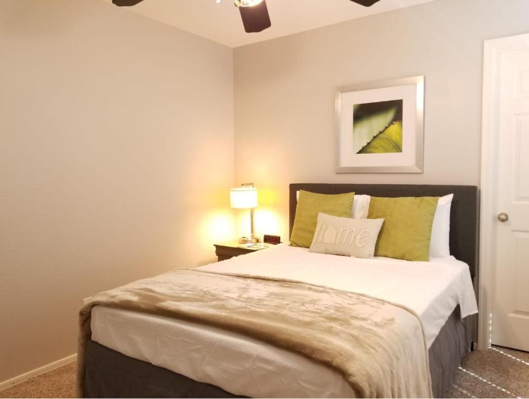 Phoenix I, Minutes To Airport And Downtown Екстериор снимка