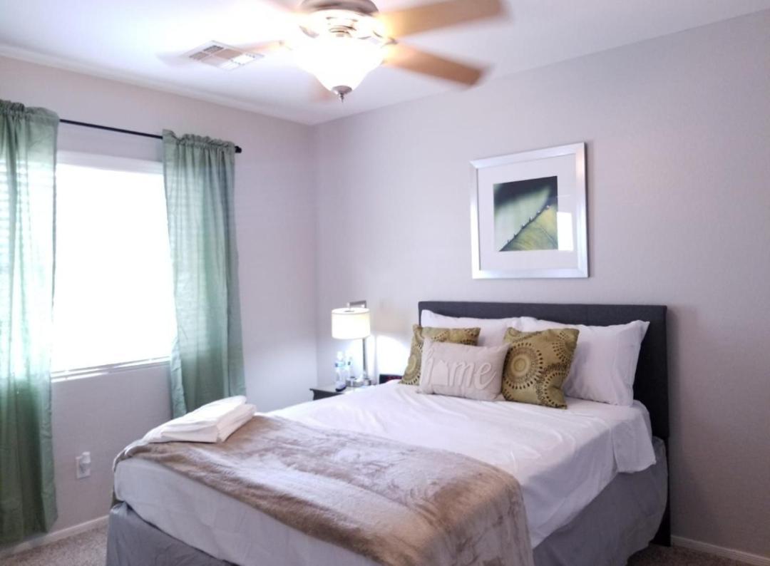 Phoenix I, Minutes To Airport And Downtown Екстериор снимка